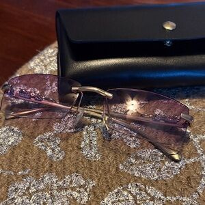 Elegant Rimless Purple Sunglasses with Gold Frame